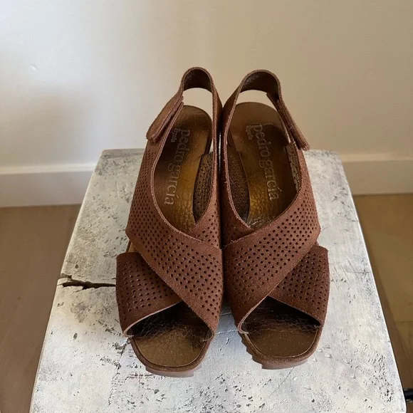 Pedro Garcia brown Natural Frigg Suede Crossover Wedge Sandals size 9/40 - Picture 2 of 7